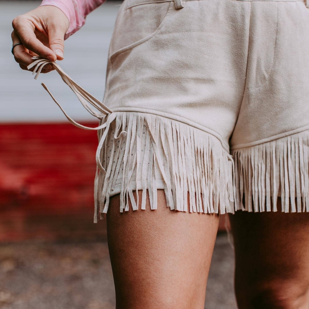 NWT Cream Western Suede Fringe Shorts with Sparkle Detail - Picture 1 of 4